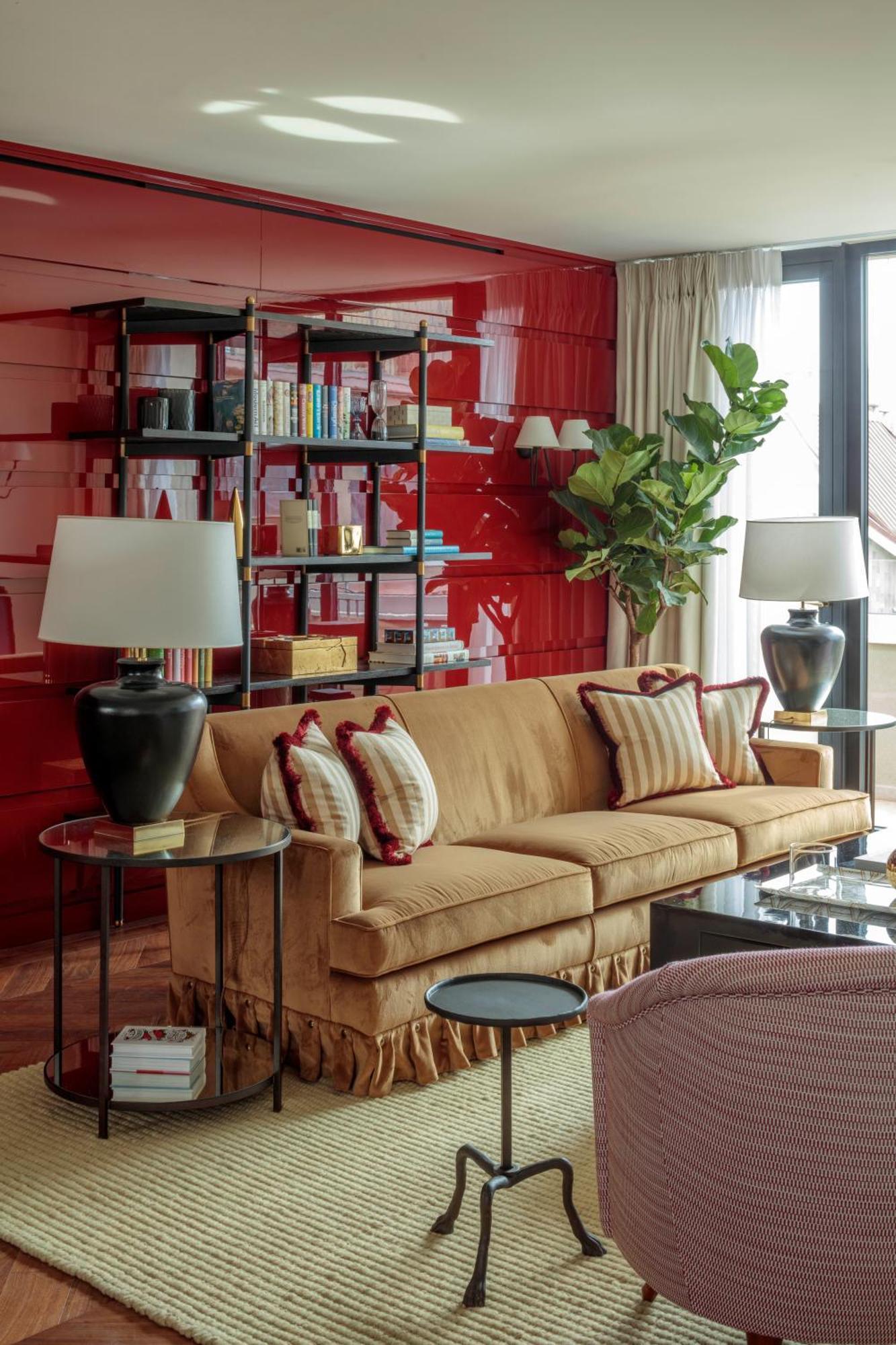 Rocco House Via Manzoni * Milan